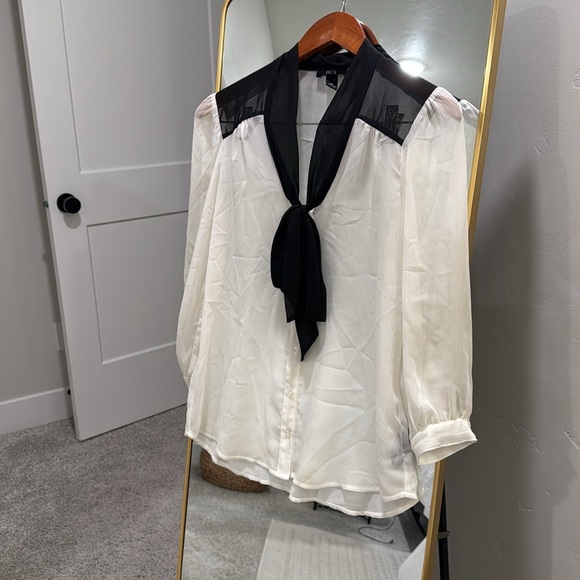 Sheer blouse - Picture 4 of 4